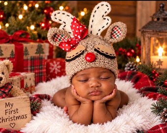 Christmas Reindeer Hat with Sleepy Eyes