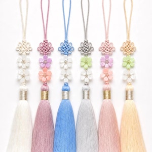 Koreanischer Norigae-Handyanhänger, handgefertigter Taschenanhänger, Blüte