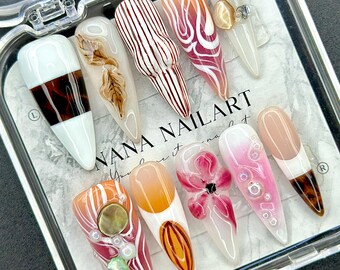 Abstract & Creative Press-On Nails | Modern Art Nail Design | Handmade Gel Nail Set