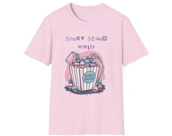 Camiseta de películas de temporada espeluznante, camiseta de calavera con palomitas de maíz para Halloween, linda camiseta de noche de película de terror, camiseta de Halloween gótica pastel, camiseta de otoño, regalo para otoño