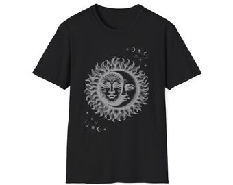 Koszulka ze słońcem i księżycem, niebiańska grafika, koszulka w stylu boho, duchowa koszulka z fazami księżyca, koszulka z astrologią i mistycznym wzorem twarzy