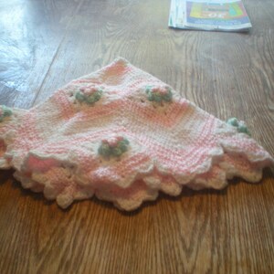 Crochet baby blanket, handmade, baby afghan, newborn, baby girl image 4