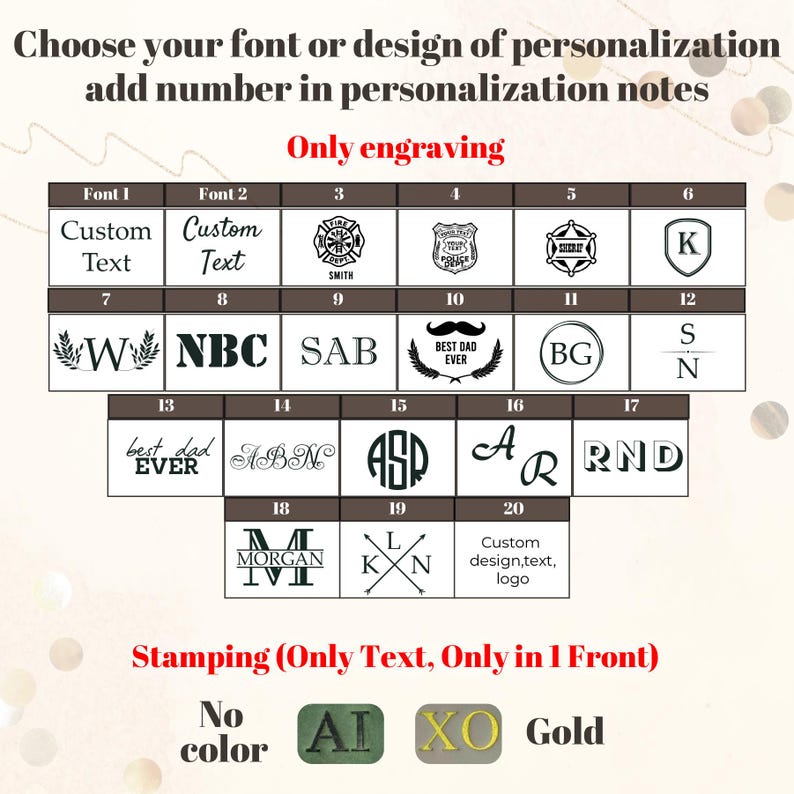 K&ouml;nnte beinhalten: Bild mit Schriftarten und Designoptionen f&uuml;r personalisierte Gravuren. Enth&auml;lt verschiedene Schriftarten, Initialen und Symbole, wie ein Feuerwehr-Emblem und ein Polizeiausweis. Zeigt auch Stempeloptionen ohne Farbe, AI, XO und Gold.
