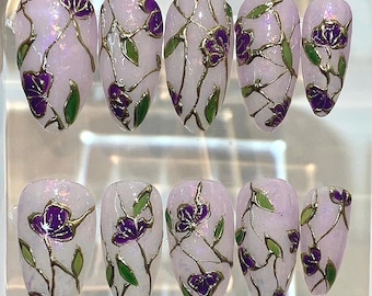 Purple Floral Press On Nails | Gold Outline Flower | Elegant Spring Garden | Handmade Glitter Nails