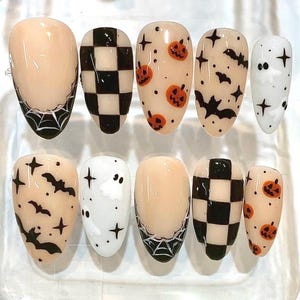 Uñas postizas de Halloween / Set espeluznante de otoño con diseño de fantasmas, calabazas y murciélagos