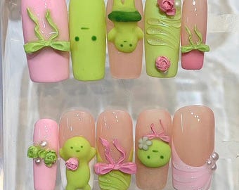 Kawaii 3D Alien Press On Nails – Green & Pink Nail Set