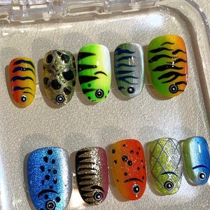Hand-Painted Fish Press On Nails: Tropical Aquarium Nail Art