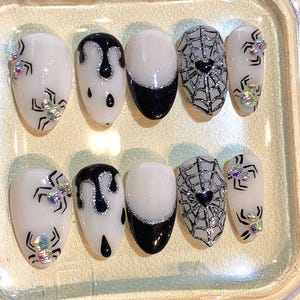 Spider Web Press On Nails: Gothic Halloween Nail Art