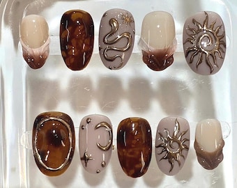 Brown Tortoise Press On Nails – Sun Moon Snake Nail Art