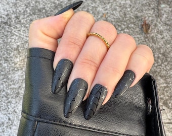 Black Spider Web Press On Nails: Gothic Stiletto Halloween Nail Art
