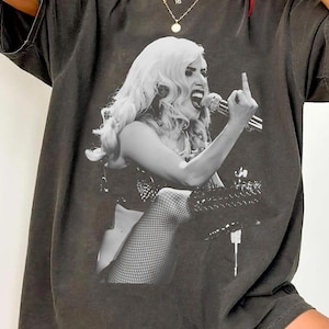 Lady gaga tour shirt - Etsy 日本
