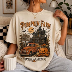 Spooky Season Shirt, Vintage Halloween Shirt, Pumpkin Farm Ghost Tee, Fall Graphic T-Shirt, Pumpkin Patch Shirt, Cute Ghost Halloween Tee