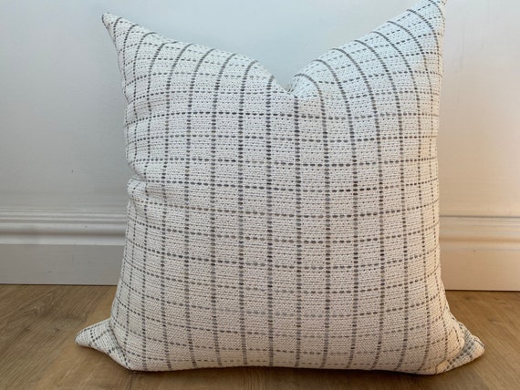 Large off white throw pillows hotsell