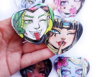 Big Monster high heart Metalic Buttons badges chapas frankie Draculaura Clawdeen