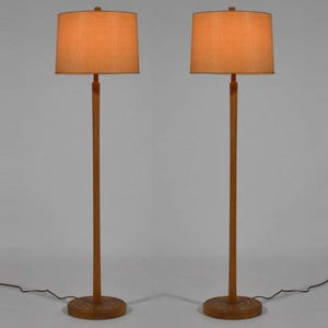Mid-Century Modern Oak Floor Lamp: Pleated Linen Shade
