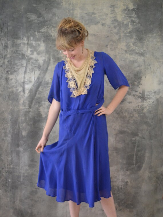 1920s Blue Silk Dress Lace Colla - image 2