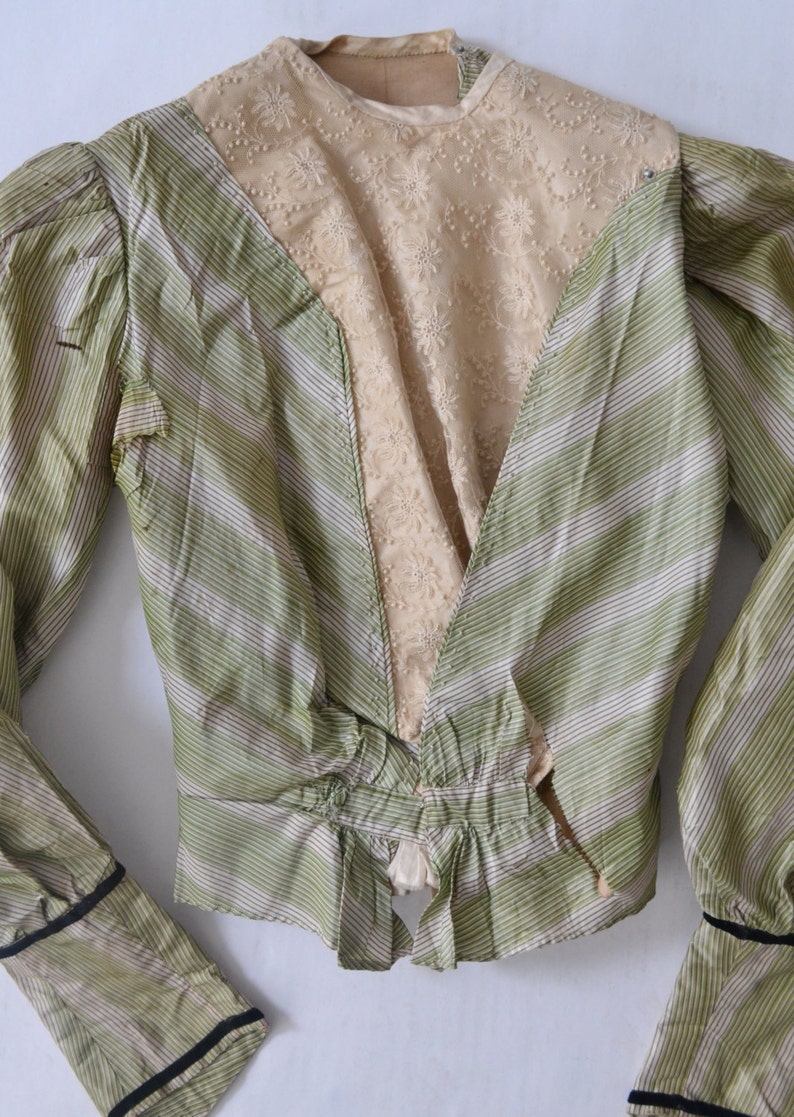 Victorian Green Striped Blouse image 5