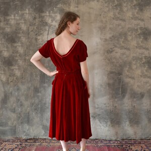 1950s Red Velvet Holiday Dress size M image 3