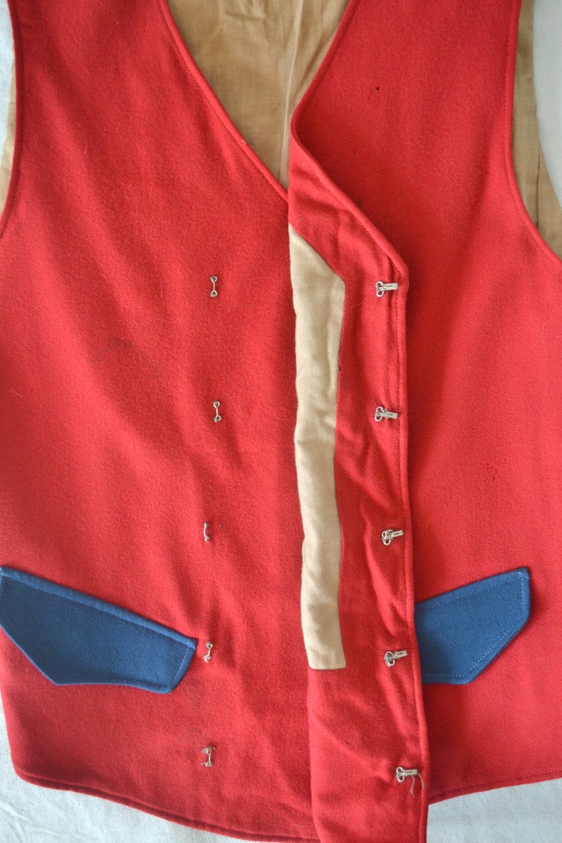 1910s Red Wool Vest size S image 3