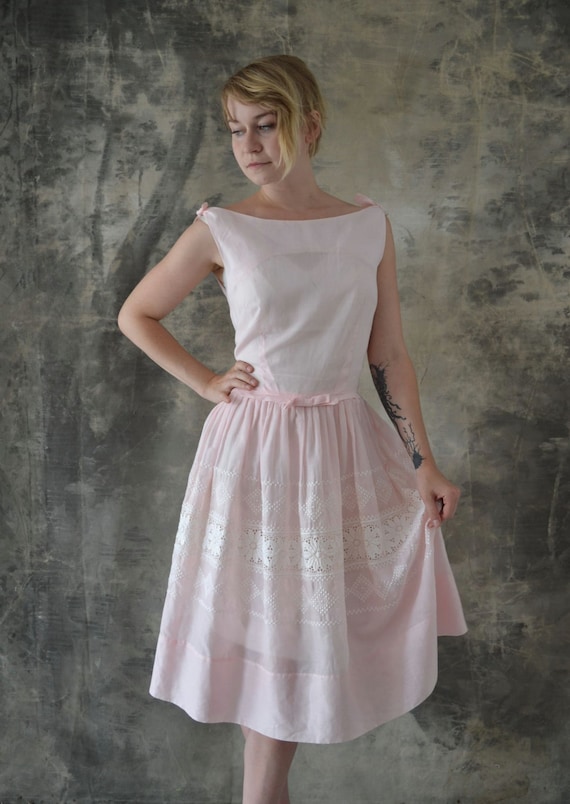 1950s Pale Pink Dress Eyelet Lace