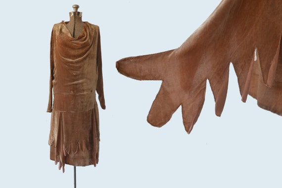 1920s Velvet Flapper Dress