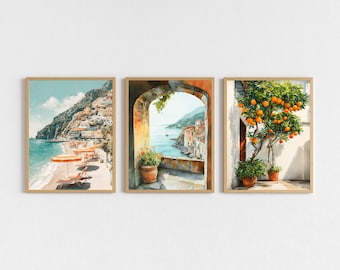 Set di 3 poster da parete con immagini dell'Italia, spiaggia di Amalfi con ombrelloni, arco con vista sull'oceano e albero di arance, poster stampabile con decorazioni mediterranee