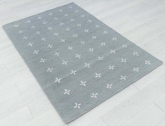 Grey Geometric Flatweave Area Rug | Minimalist Star Pattern Kilim Carpet | Slate Gray Woven Floor Mat | Modern Scandinavian Room Decor