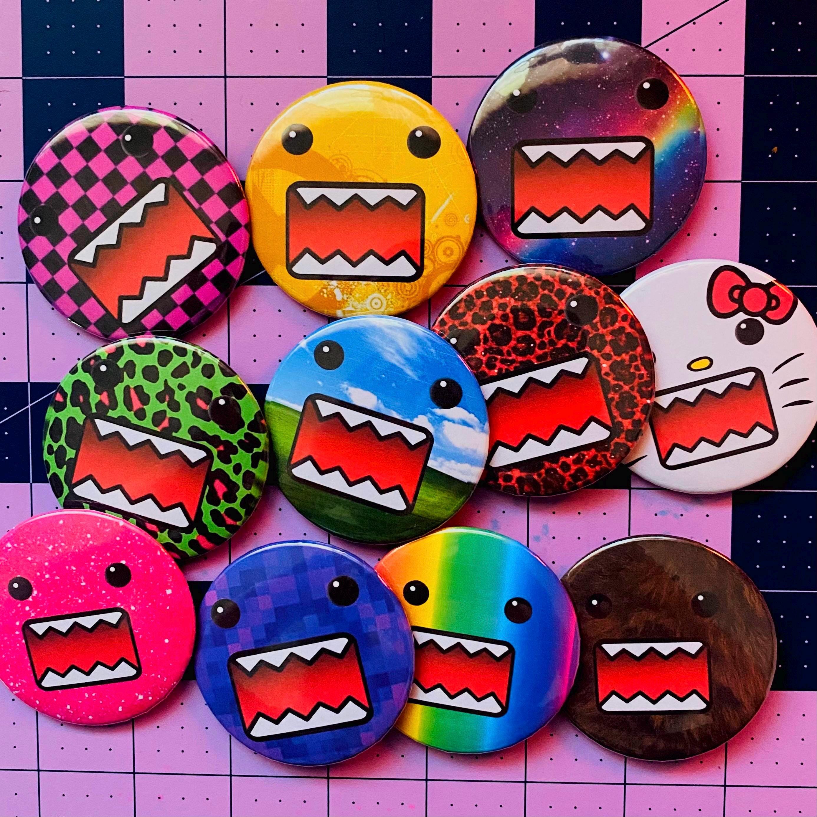 ドーモ君 ピンバッジ Domo-kun Pin Badges - Etsy ドーモ君 ピンバッジ Domo-kun Pin Badges - Etsy