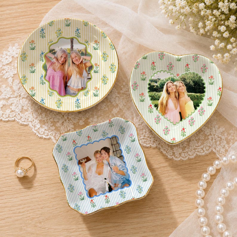 Plato para joyas personalizado con foto para tu mejor amiga, plato de cerámica para guardar objetos pequeños, soporte para anillos con estampado floral a rayas para tu mejor amiga, regalo para ella. imagen 5