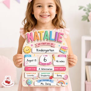 First Day Of School Sign, Back to School Board Gift For Kids, Preschool Kindergarten 1st Day School Sign, First Day School Photo Prop Bild 11