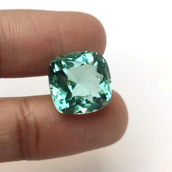 Cushion Cut Aquamarine Gemstone: 25 Carat Faceted Loose Stone