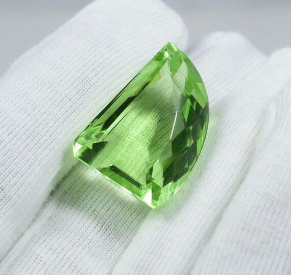 Faceted Green Amethyst Loose Stone: 55 Carat, 28x19x14mm