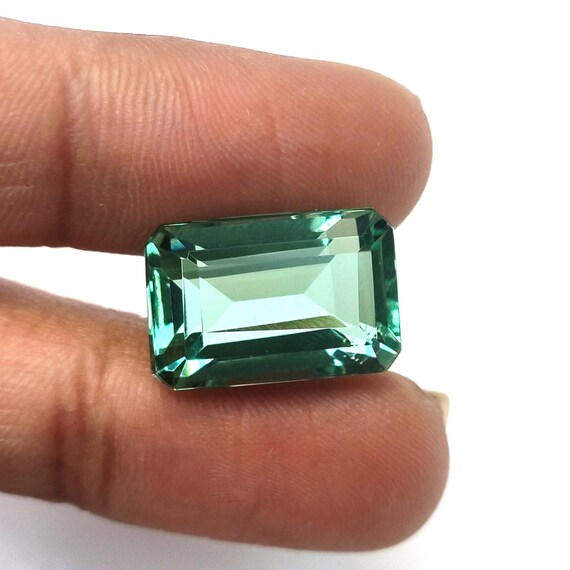Emerald Cut Aquamarine Gemstone: 24.65 ct Loose Stone, 10x17mm