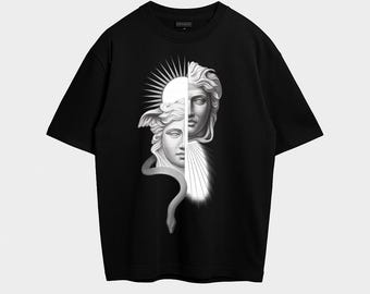 Camiseta Divinidad Divina de DEVOUT