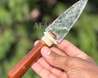 Bergkristal Athame | Handgeknepen kristallen dolk, Wicca altaarmes