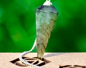 Labradorite Crystal Pendulum | Mystical Guidance | Protection and Clarity | Natural Stone"