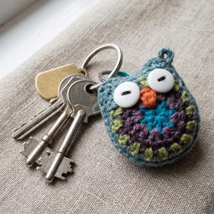Owl Keychain Pattern: Beginner-Friendly Crochet - Scrap Yarn Project