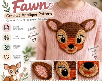 Puede incluir: Un patrón de ganchillo digital para una aplicación de cervatillo del bosque. El diseño muestra una cara de ciervo marrón y naranja con ojos grandes, orejas forradas en rosa y nariz negra. El texto incluye Woodland Fawn y Crochet Applique Pattern.