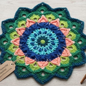 Patrón de crochet de mandala de ojo de pavo real, decoración espiritual para el hogar (patrón PDF)