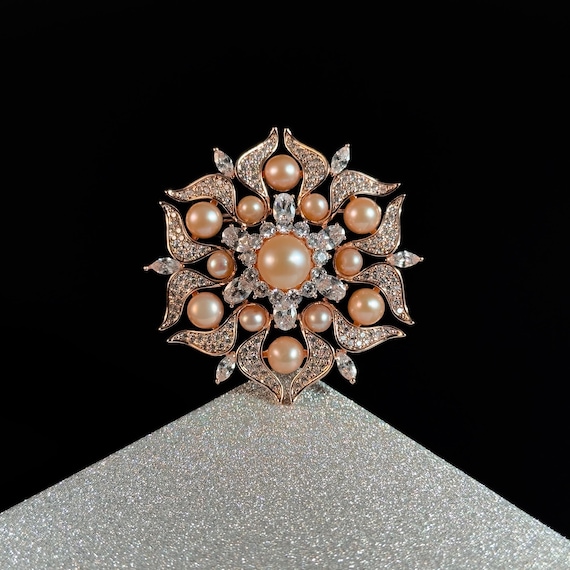 rose gold brooch for dress Pink Pearl Flower Brooch, a sophisticated pearl and rhinestone pin accessory V-Neck Dresses