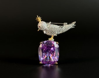 Broche oiseau violette en zircone, jolie broche oiseau.