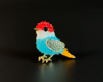 Adorable Colorful Crystal Bird Brooch, a unique and stylish everyday accessory