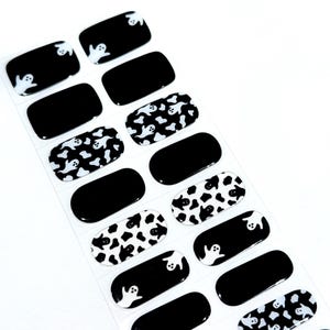 Nail Wraps Halloween Design, Witch Nails, Nail Art Stickers, Halloween Manicure, Spiderweb Nails, Skull Wraps