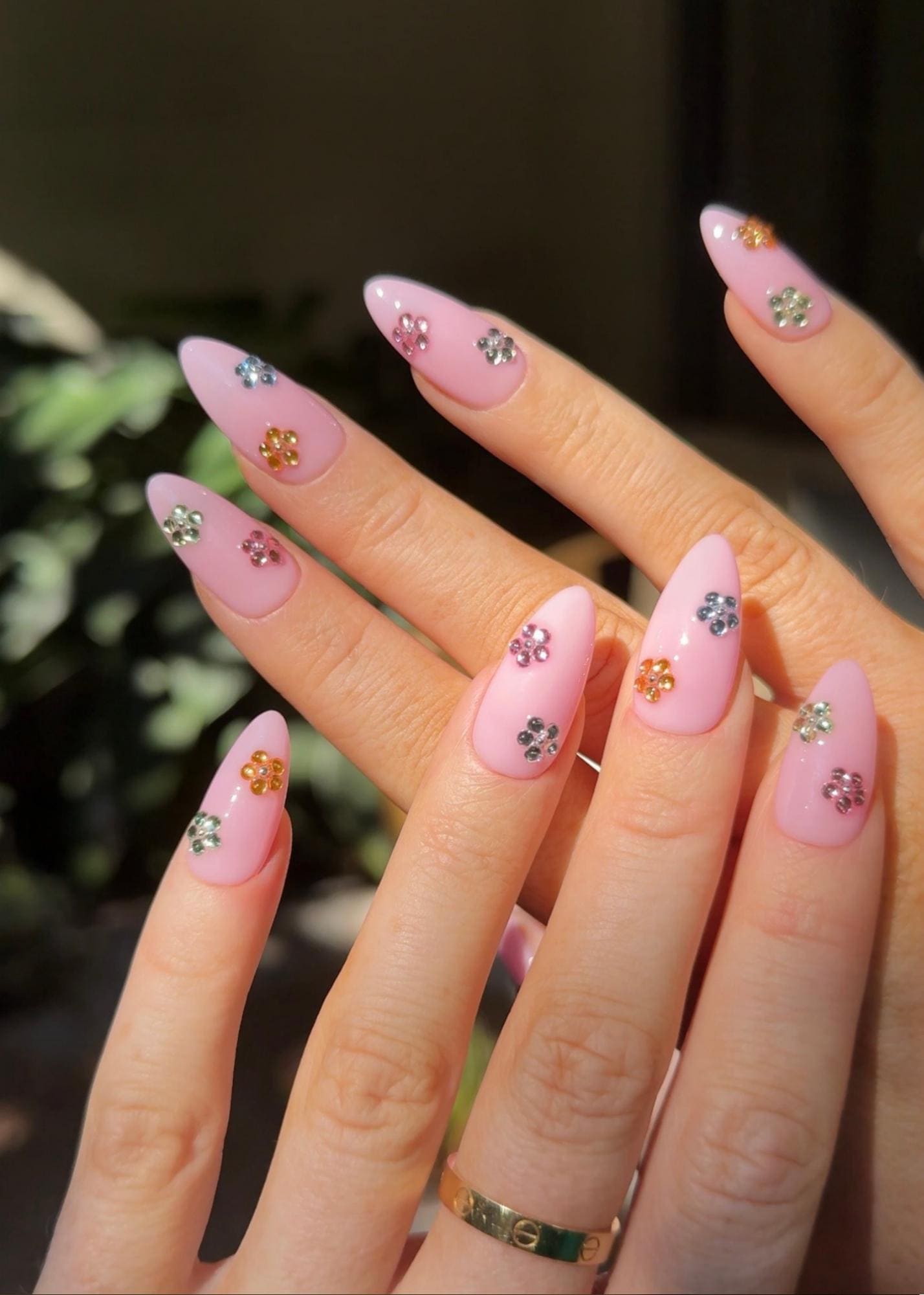 ネイルパーツ ...KYLIE... Zola Ganzorigt | Custom @khy color french with rhinestones for