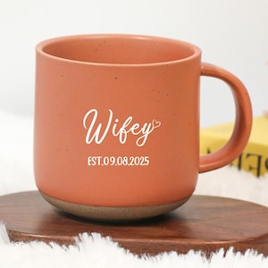 Personalized Mr & Mrs Ceramic Mugs: Engraved Couple Coffee Cups