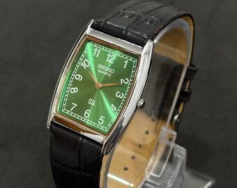 Vintage Seiko herrklocka Tank – smaragdgrön urtavla, svart läder