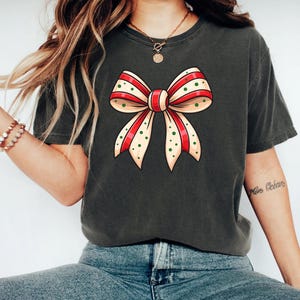 Camisa con lazo navideño, Camisa navideña coqueta, Camisa navideña vintage con lazo, Camisa linda de invierno, Regalos navideños, Camisa navideña femenina