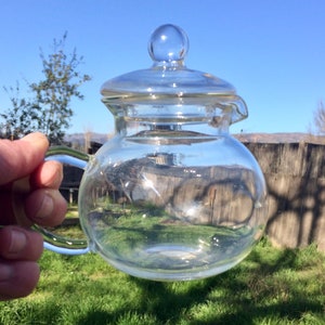 Vintage clear hand blown glass small coffee/tea pot with lid