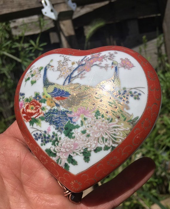 Vintage porcelain peacock floral heart shaped rin… - image 3