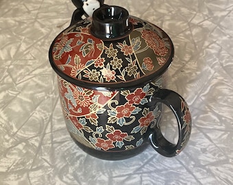 Taza de té de porcelana vintage con tapa y cuchara